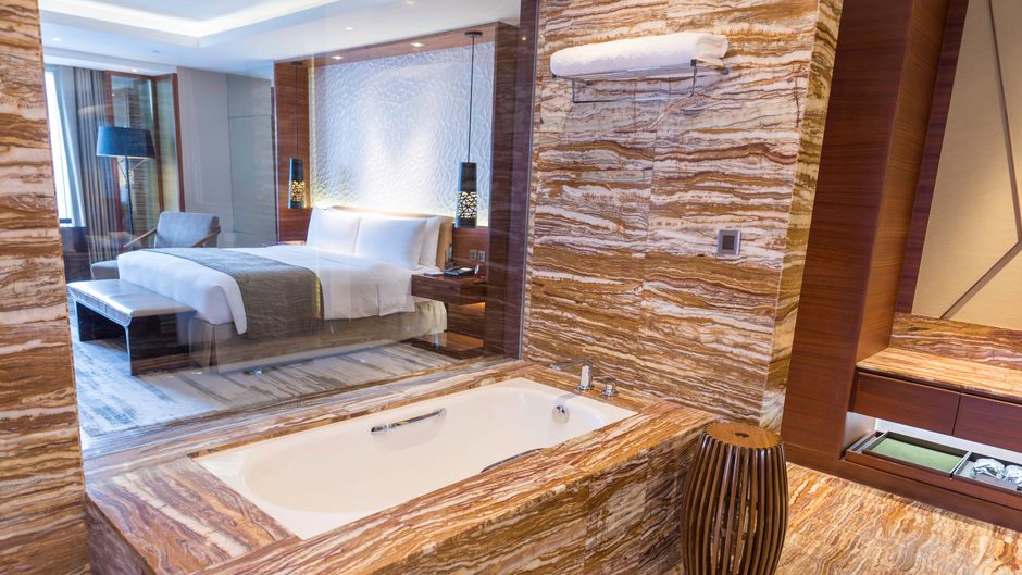 Marco Polo Ortigas, Manila Room