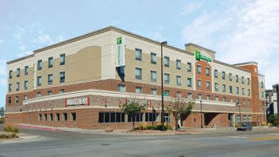 Holiday Inn Omaha Downtown-Airport