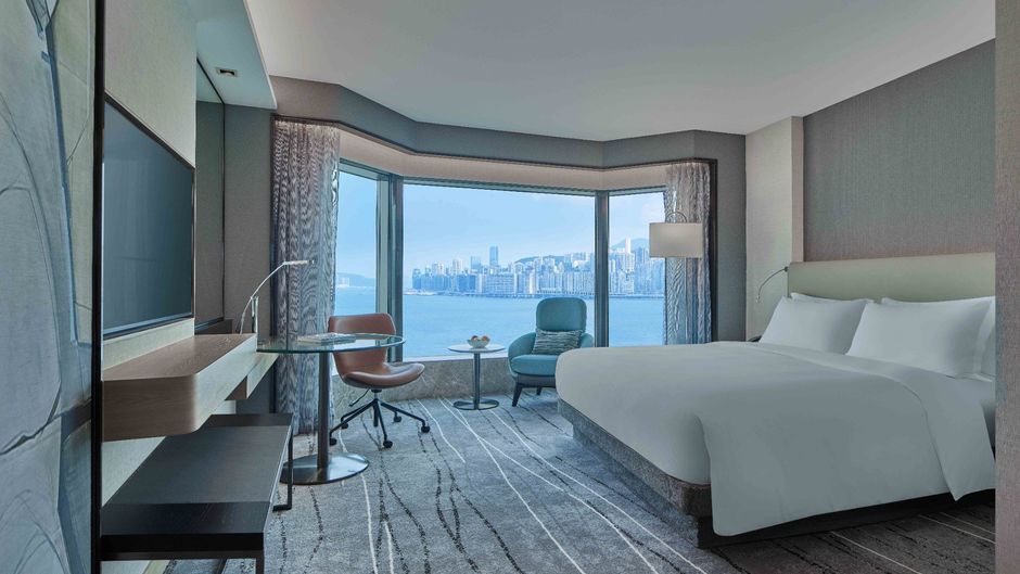 New World Millennium Hong Kong Hotel Suite