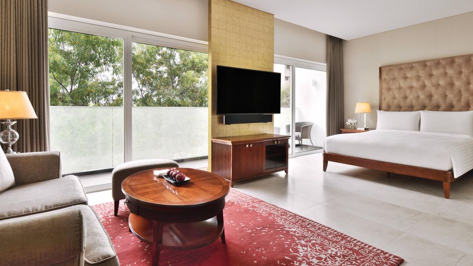 Marriott Suites Pune Suite