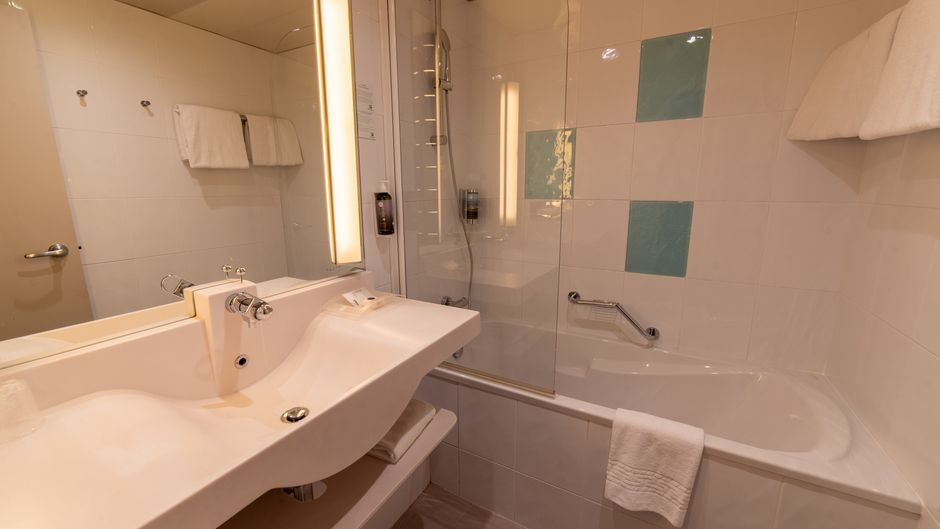Holiday Inn Lyon-Vaise Room