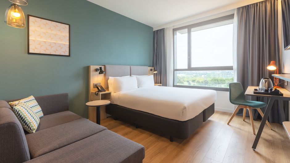 Holiday Inn Barcelona Sant Cugat Room