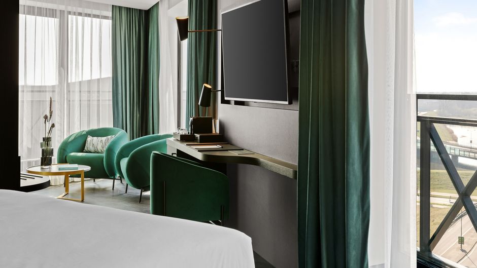 The Den, A Tribute Portfolio Hotel Suite