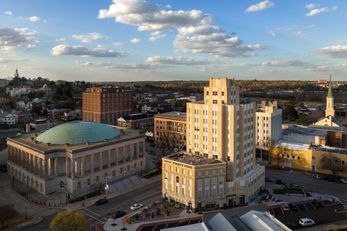 Hotel Forty Five Macon,Tribute Portfolio