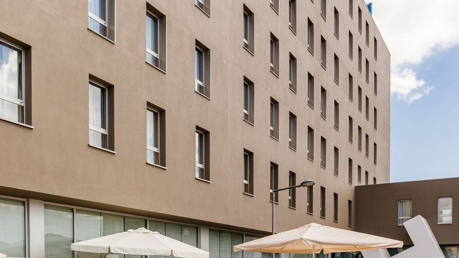 Basic Braga by Axis Exterior