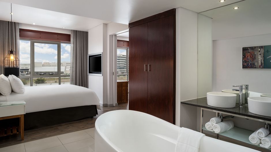 Protea Hotel O.R. Tambo Room