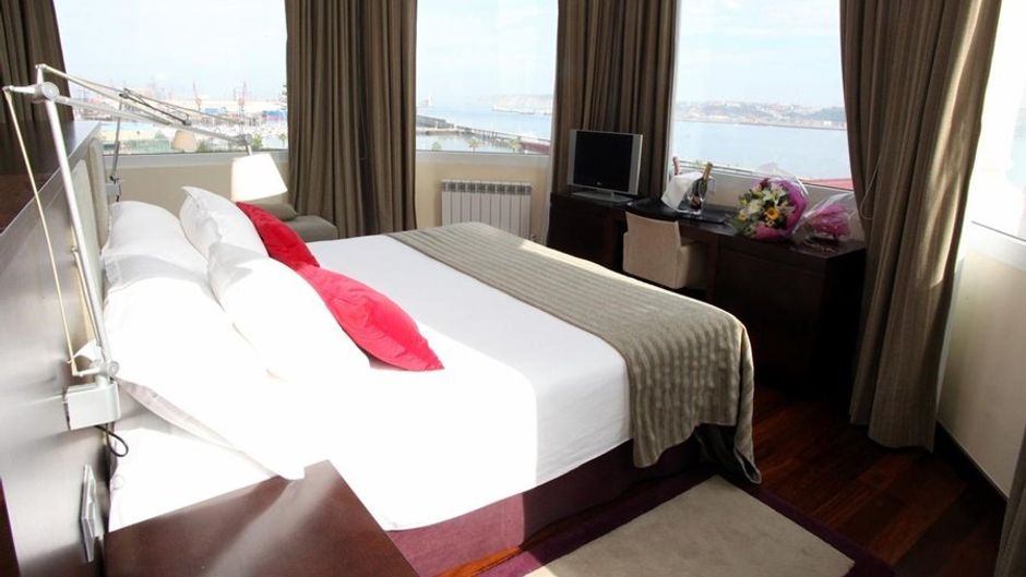 URH Palacio de Oriol Hotel Room
