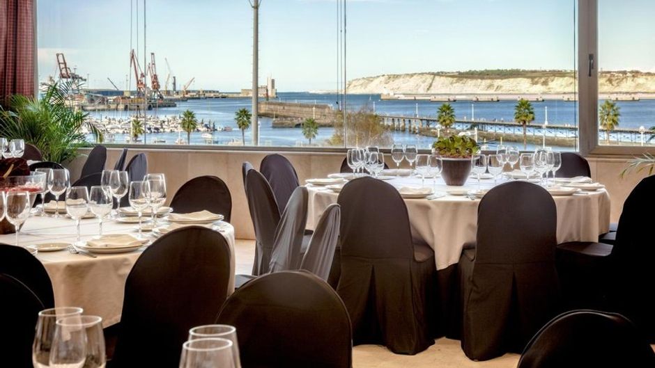 URH Palacio de Oriol Hotel Restaurant