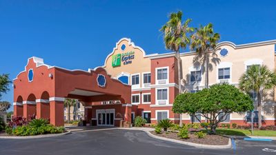 Holiday Inn Express Lady Lake