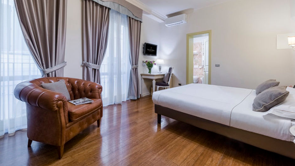 Hotel Art Atelier Room