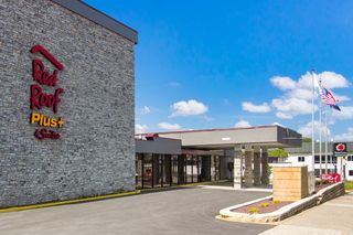 Red Roof PLUS+ & Suites Erie