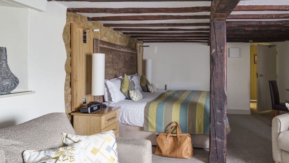 Wroxton House Hotel Room