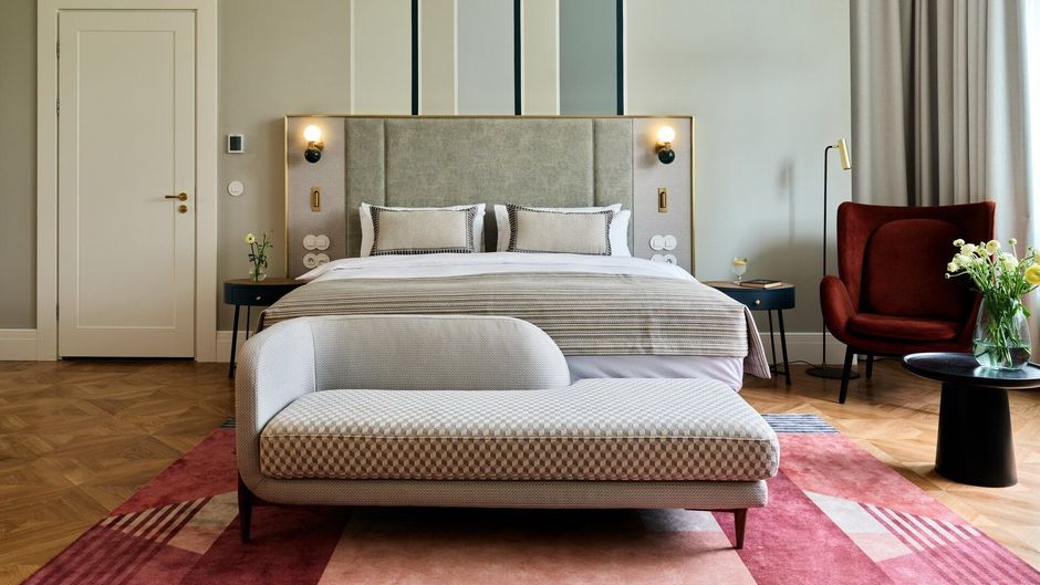 Altus Palace Hotel Room