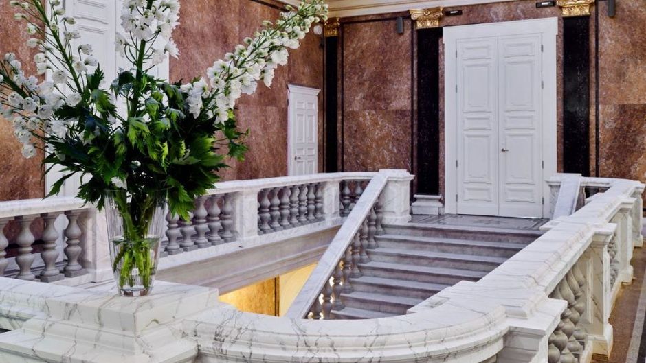 Altus Palace Hotel Lobby