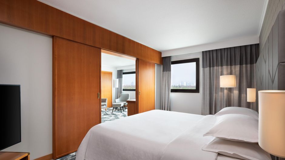 Sheraton Frankfurt Arpt Hotel & Conf Ctr Suite