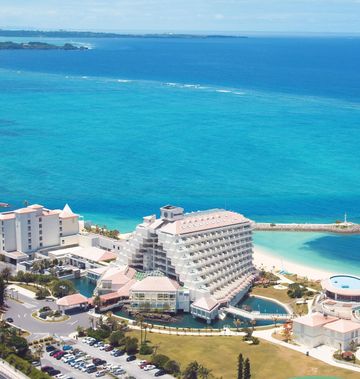 Sheraton Okinawa Sunmarina Resort