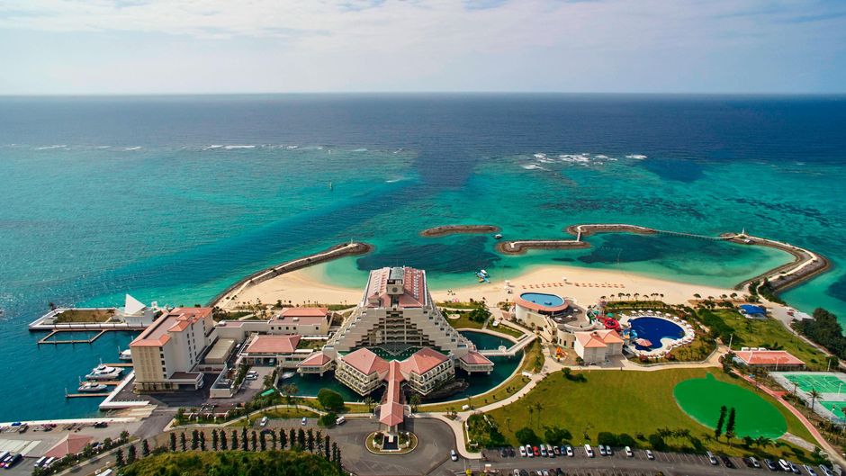 Sheraton Okinawa Sunmarina Resort Exterior