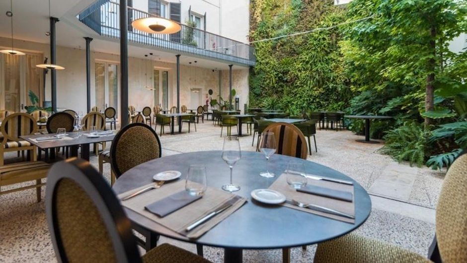 Icon Roseto Restaurant