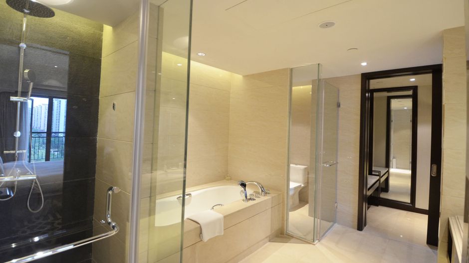 Holiday Inn Airport Guangzhou Room