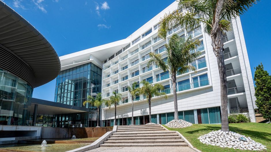 Lagoas Park Hotel Exterior