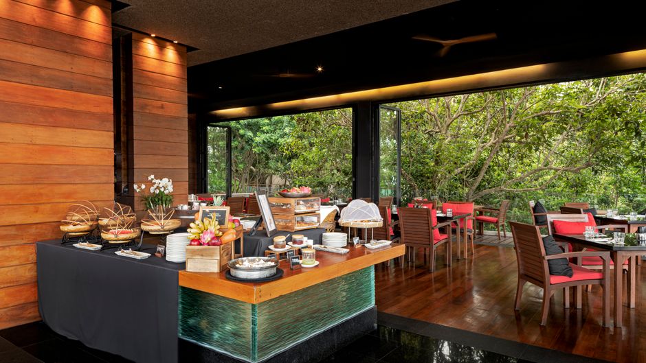 Paresa Resort Restaurant