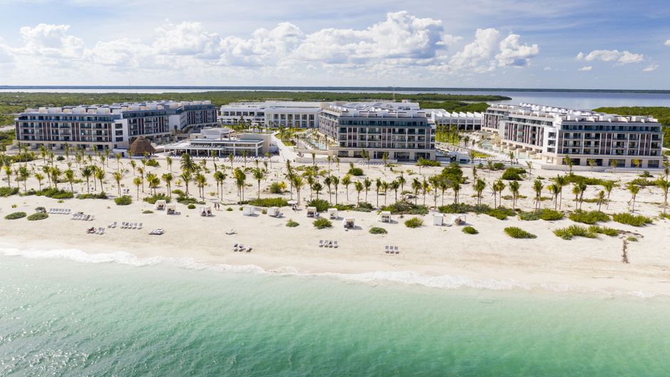 Majestic Elegance Costa Mujeres Exterior