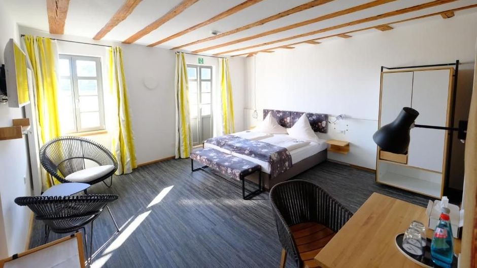 Hotel Schoene Aussicht Room