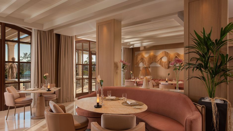 The St. Regis Mardavall Mallorca Resort Restaurant