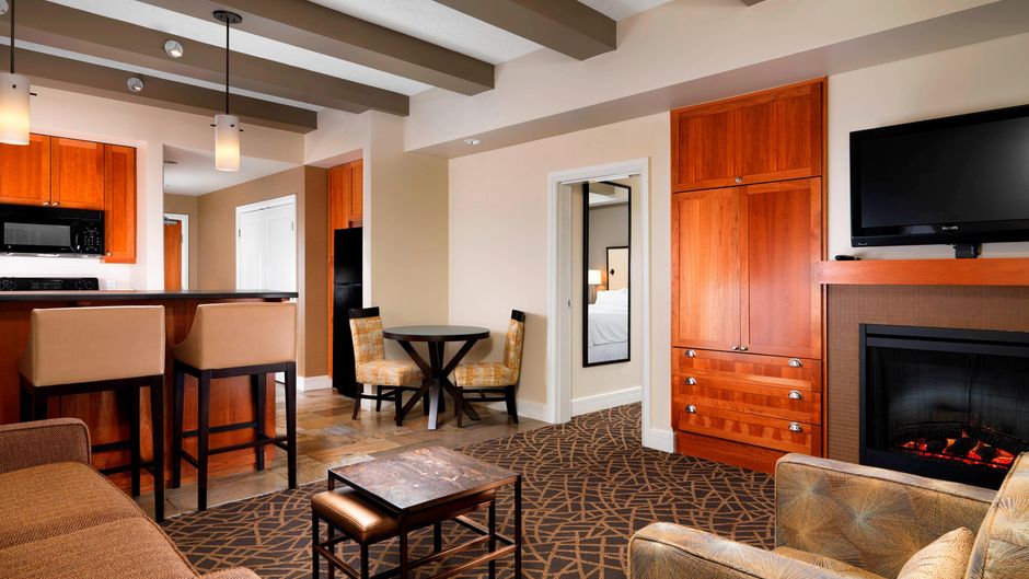 Westin Bear Mountain Golf Resort & Spa Suite