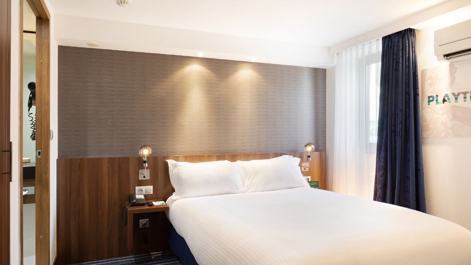 Holiday Inn Marseille Airport Suite