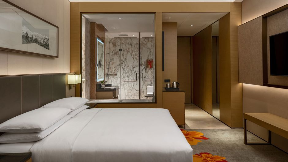 Sheraton Beijing Lize Hotel Room