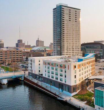 aloft Milwaukee Downtown