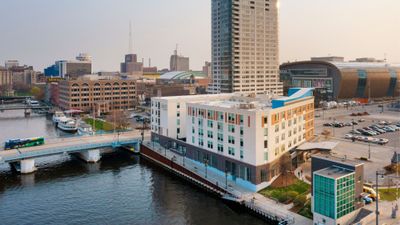 aloft Milwaukee Downtown