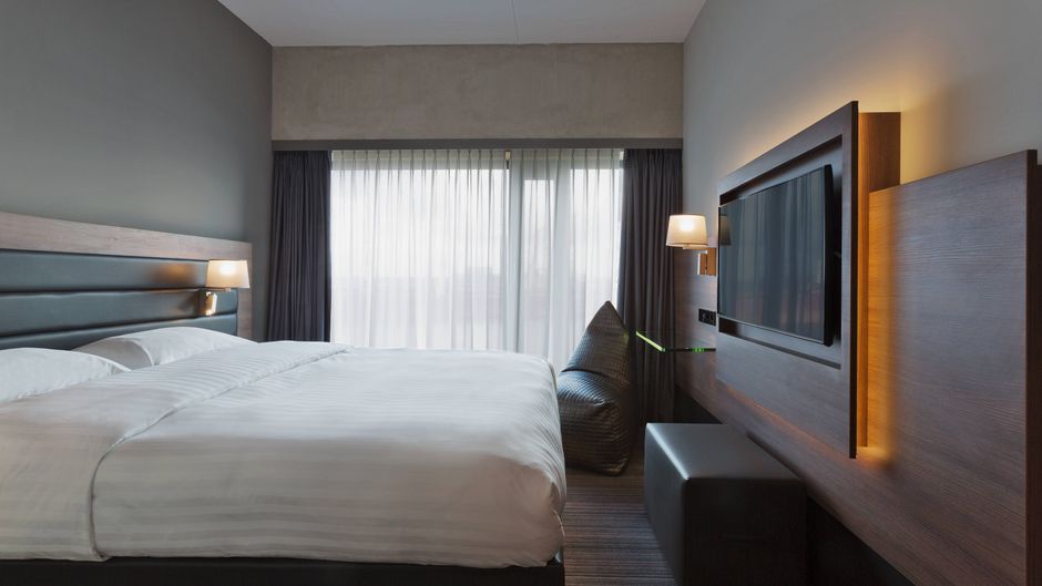 MOXY Amsterdam Houthavens Room