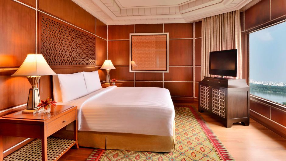 Hyderabad Marriott Hotel & Conv Centre Suite