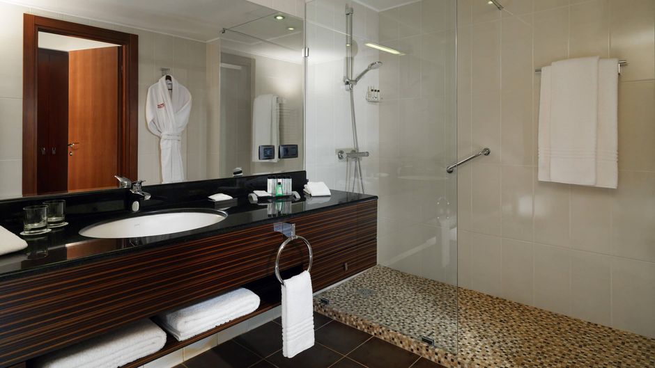 Tsaghkadzor Marriott Hotel Room