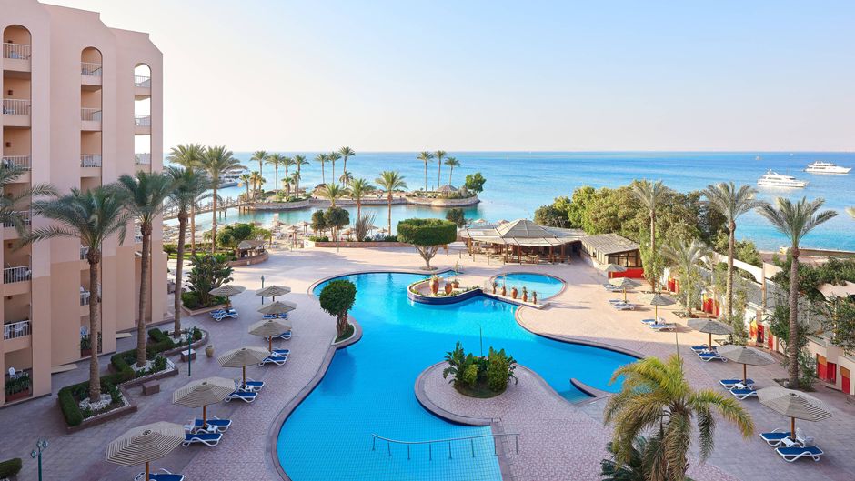 Hurghada Marriott Red Sea Resort Pool