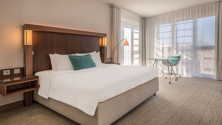 Courtyard by Marriott Cologne Room