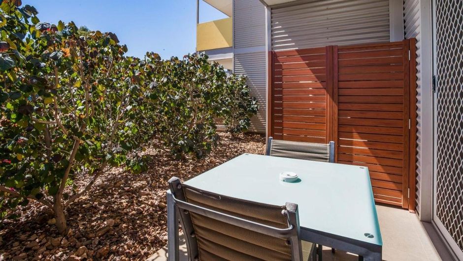 Onslow Beach Resort Exterior