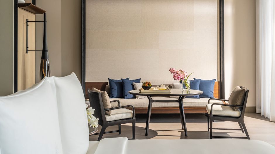Four Seasons Bangkok Chao Phraya River Suite