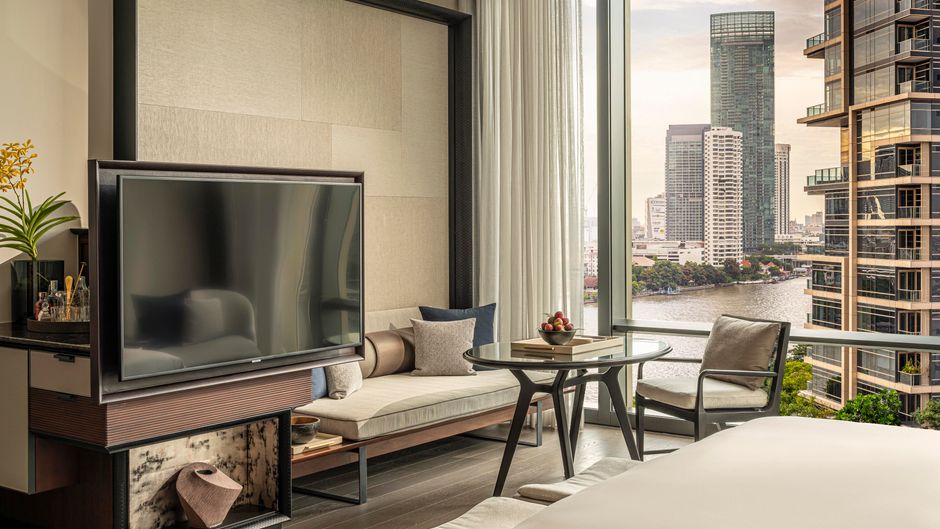 Four Seasons Bangkok Chao Phraya River Room