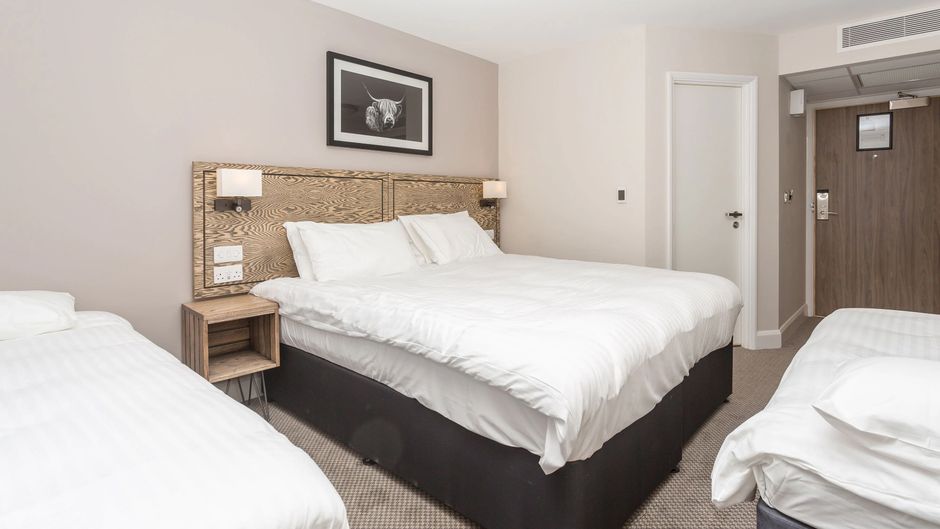 The Paisley Pear Brackley Room