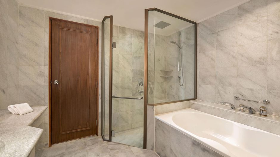 Le Meridien Jakarta Room
