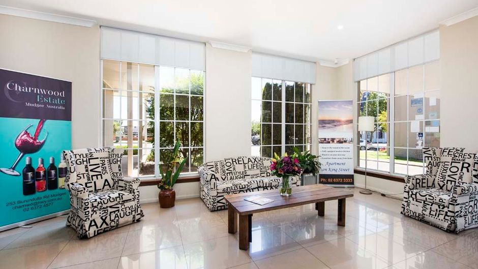 Winning Post Motel Lobby