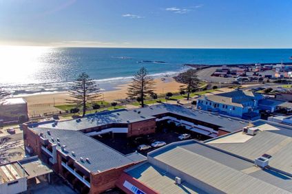 Beachfront Voyager Motor Inn