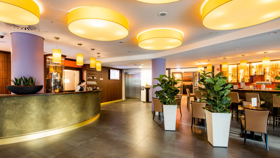 Stadthotel am Roemerturm Lobby
