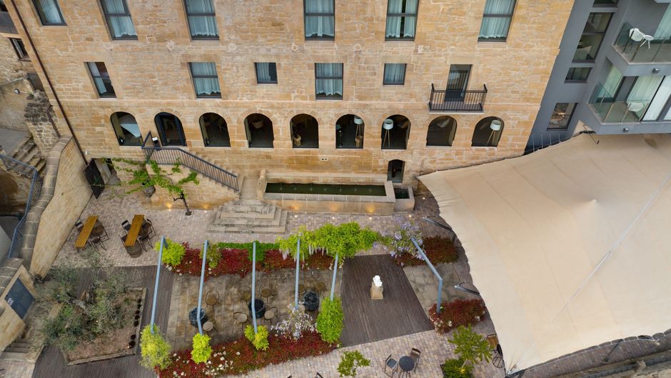 Palacio Tondo, La Rioja Brinas Exterior