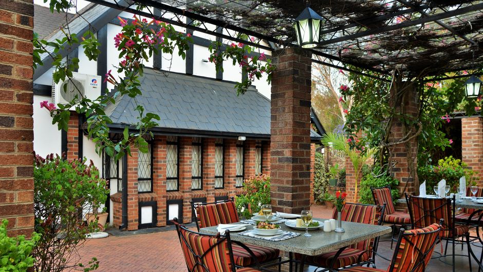 Cresta Churchill Hotel Restaurant