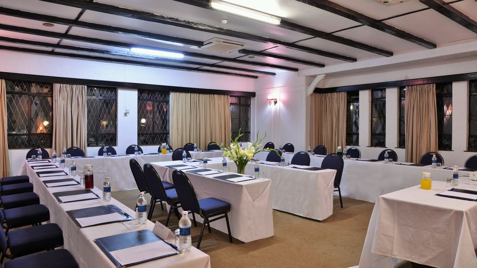 Cresta Churchill Hotel Ballroom