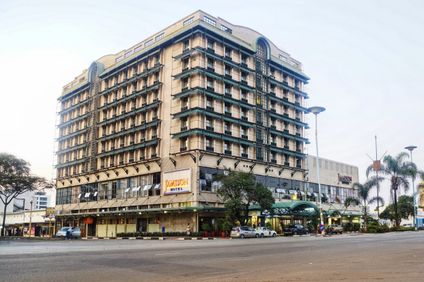 Cresta Jameson Hotel